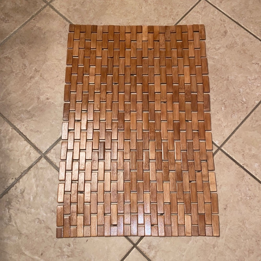 Like new bamboo Bath Mat